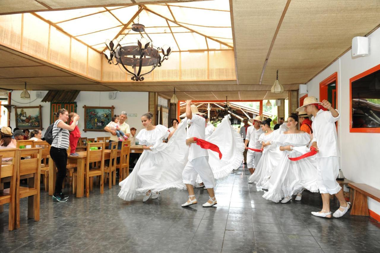 Appartamento Hacienda Charrascal Coffe Farm Manizales Esterno foto