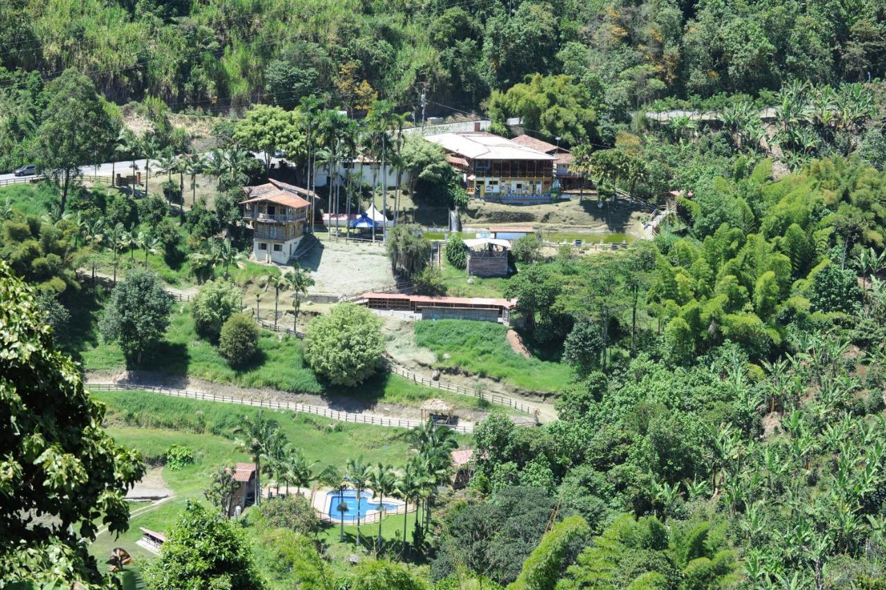 Appartamento Hacienda Charrascal Coffe Farm Manizales Esterno foto