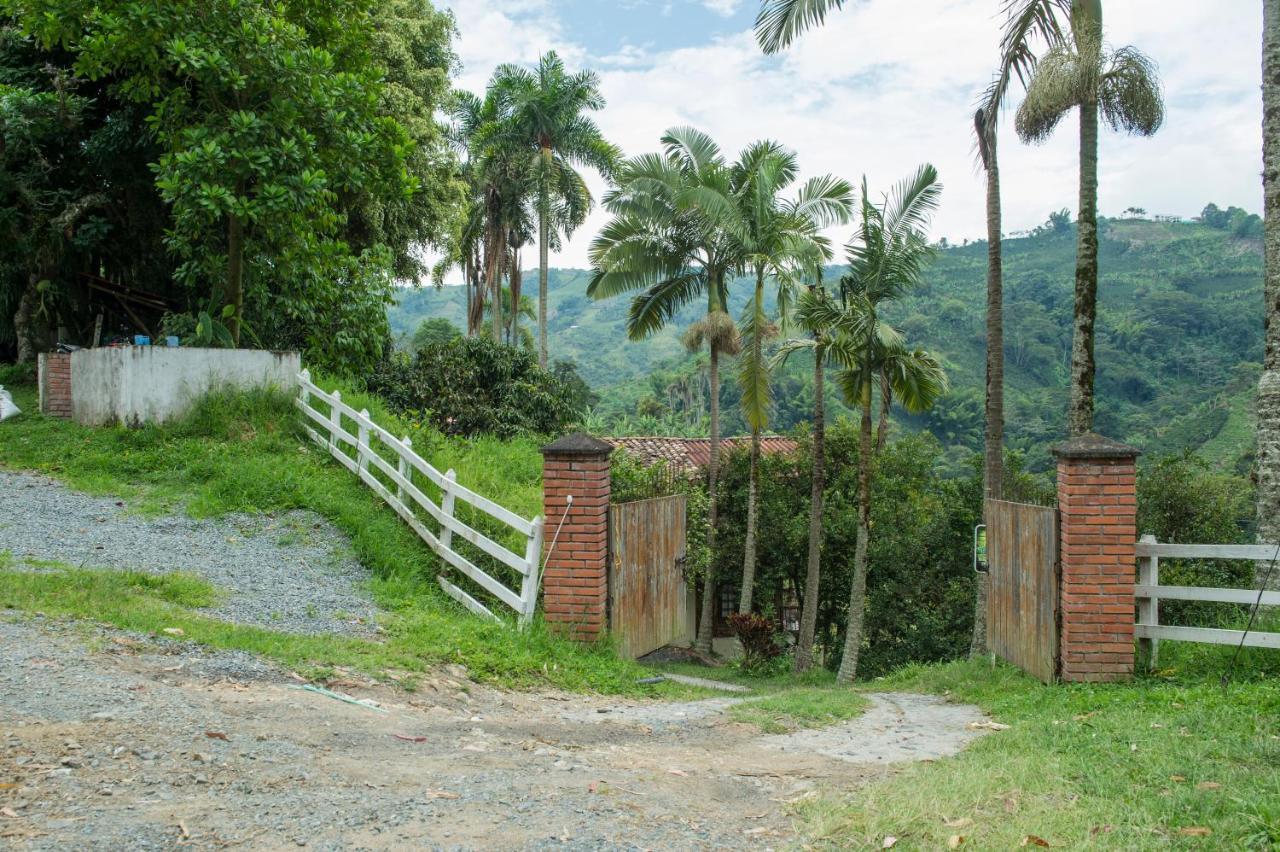Appartamento Hacienda Charrascal Coffe Farm Manizales Esterno foto