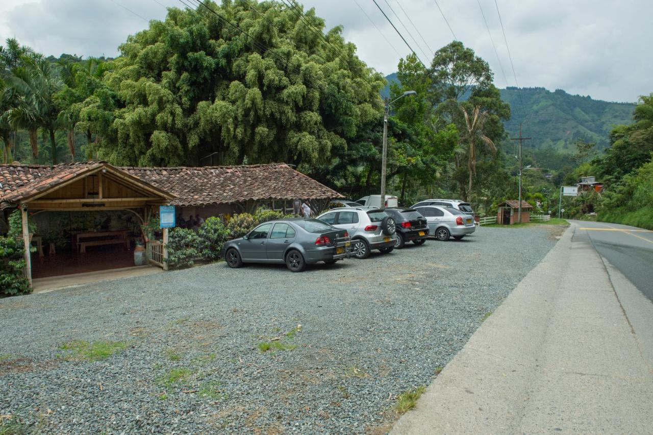 Appartamento Hacienda Charrascal Coffe Farm Manizales Esterno foto